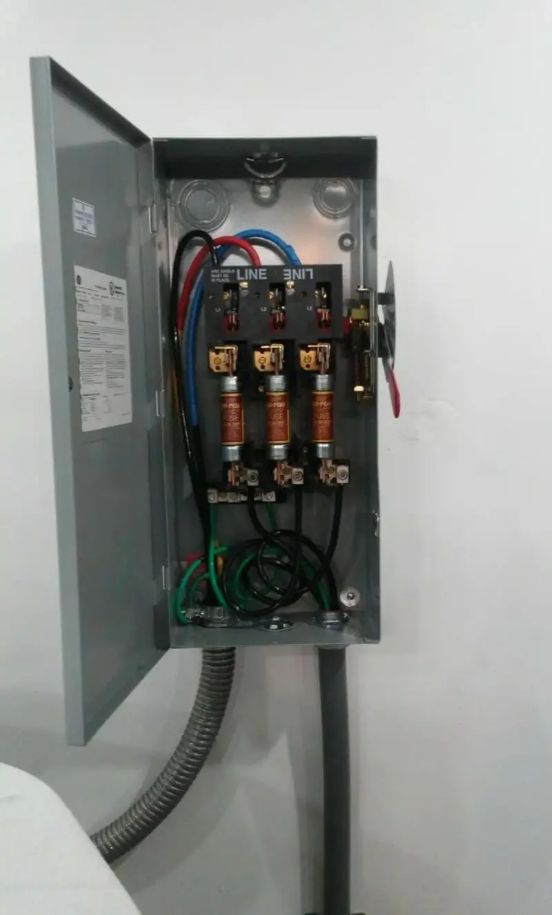 Three-phase disconnect switch installed for Smoke Detector Installation in Carmel-by-the-Sea